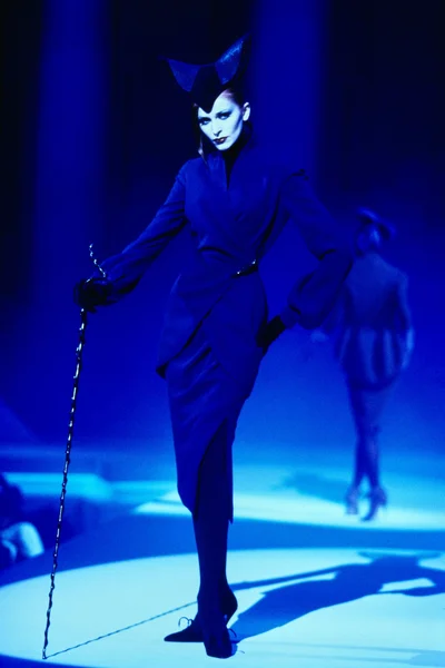 Look 5
